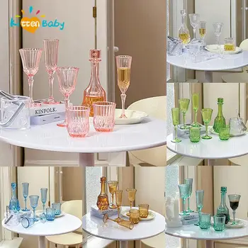 1:6 Casa de bonecas Pequeno copo de Vinho, um Brinde de Copo de casamento Vidro Bala de Vinho Branco de Vidro Espírito de Vidro Conjunto de mini modelo de móveis de brinquedos